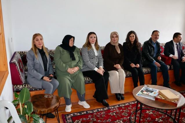 Kayseri Aile Platformu Yeşilhisar’da Aile Seminerinde aileler ile buluştu…