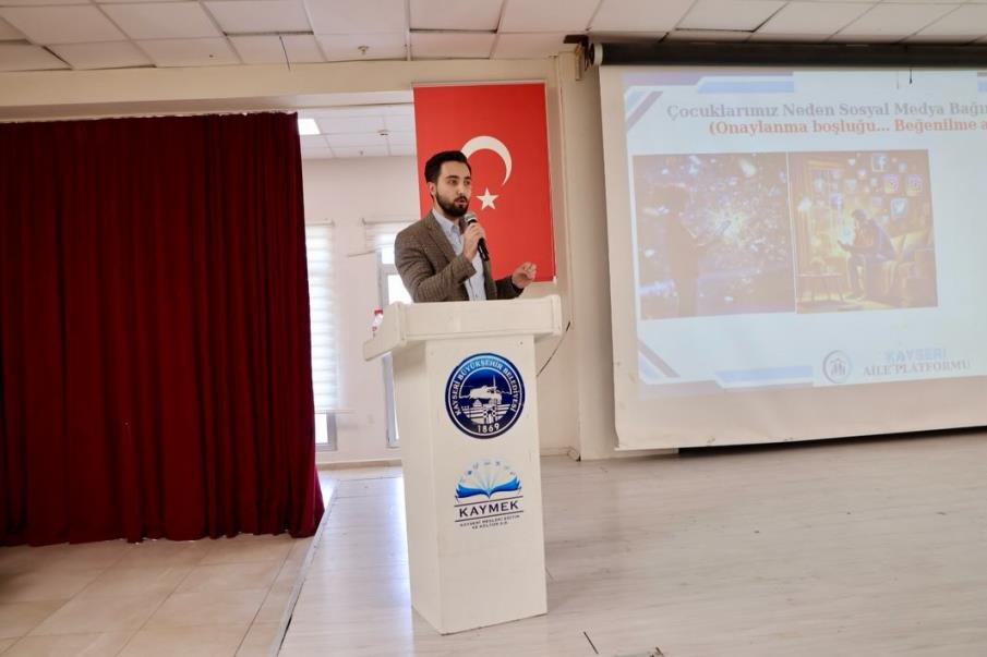 Kayseri Aile Platformu Yeşilhisar’da Aile Seminerinde aileler ile buluştu…