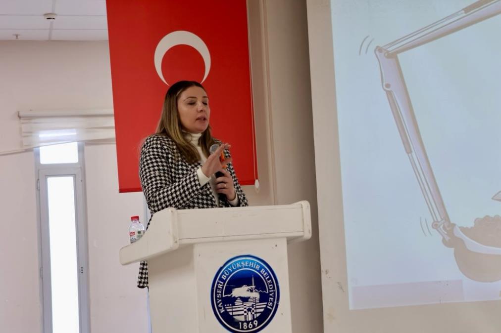 Kayseri Aile Platformu Yeşilhisar’da Aile Seminerinde aileler ile buluştu…