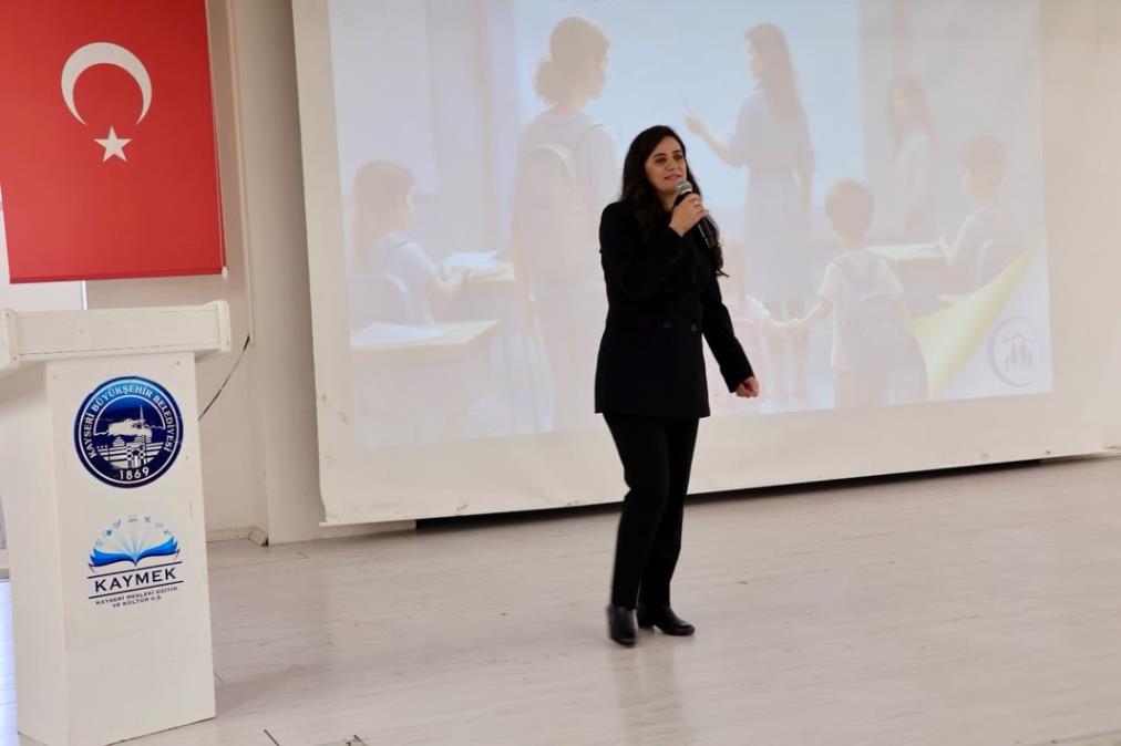 Kayseri Aile Platformu Yeşilhisar’da Aile Seminerinde aileler ile buluştu…