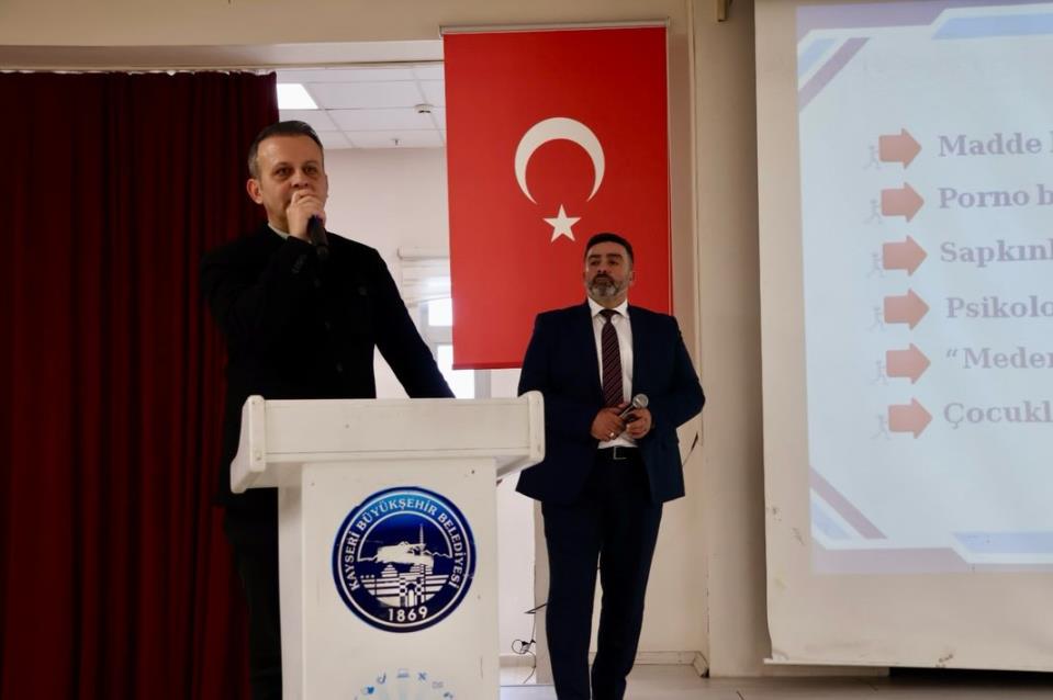 Kayseri Aile Platformu Yeşilhisar’da Aile Seminerinde aileler ile buluştu…